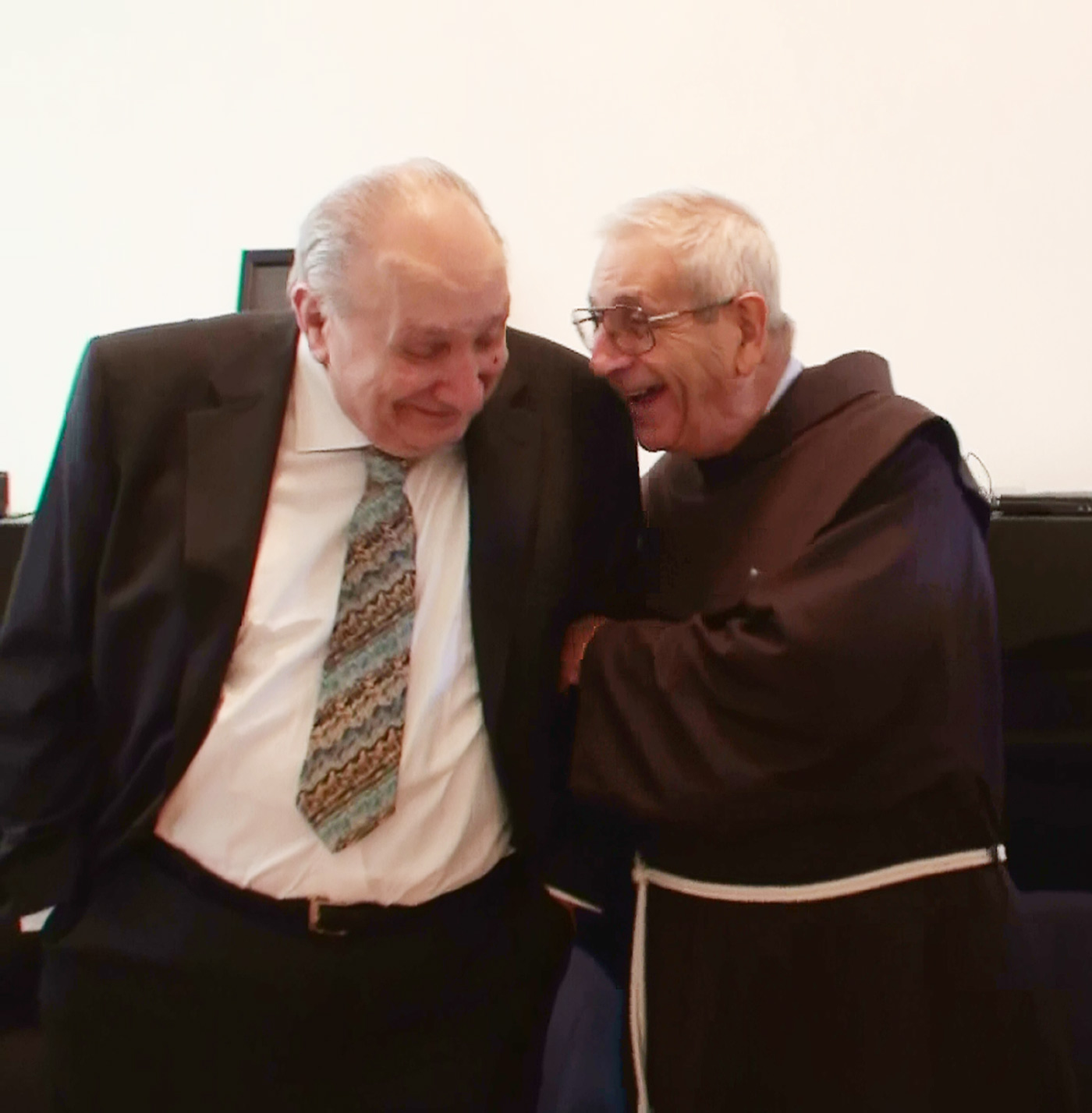 Assisi - il Prof. Fausto Cantarellli con Padre GianMaria Polidoro